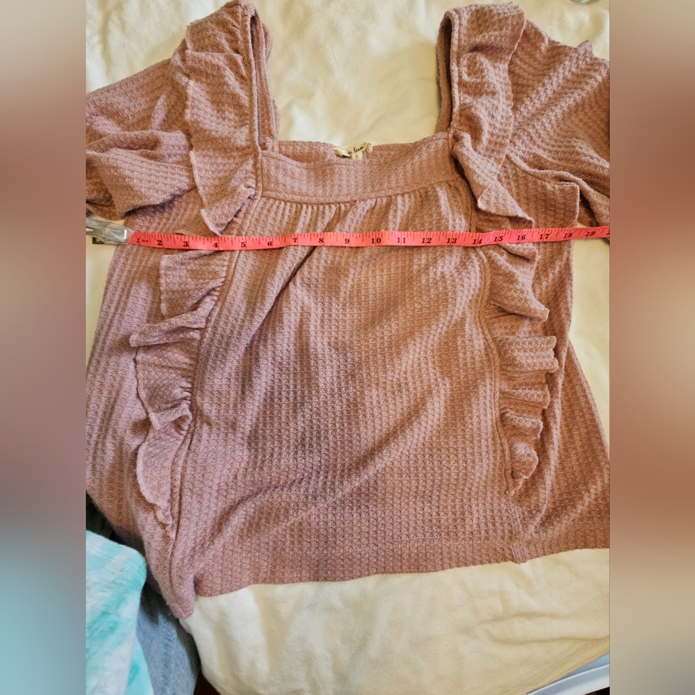 In loom Pink Ruffle Top - Picture 12 of 14